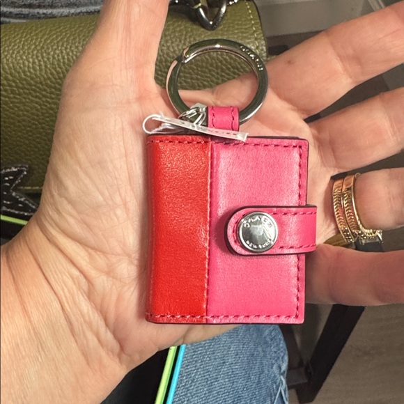 Coach 2016 Vibrant Keychain Pictureframe - Picture 7 of 9